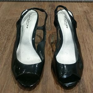 Black Kenneth Cole shoes size 8M
